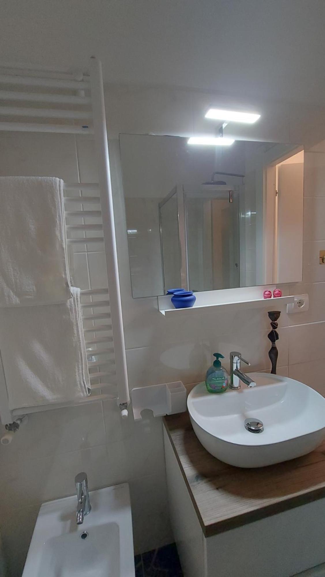 Relax Al Guardastelle - Free Parking & Air Condition - Swimming Pool Additional Pay Rapallo Exteriör bild